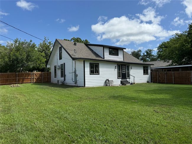 607 W 9 Th St, House other with 4 bedrooms, 3 bathrooms and null parking in Cisco TX | Image 34
