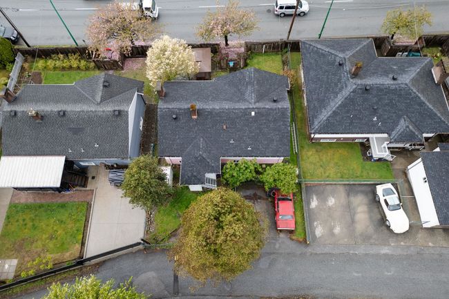 5120 Boundary Road, House other with 4 bedrooms, 2 bathrooms and 2 parking in Burnaby BC | Image 2