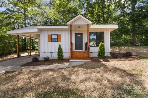 1050 Barnett Dr, Kings Mountain, NC, 28086-2019 | Card Image