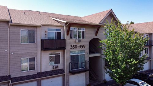 22855 E Country Vista Dr, Liberty Lake, WA, 99019-7711 | Card Image