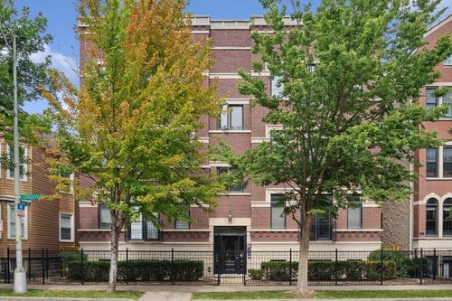 1w-1330 W Diversey Pkwy, Chicago, IL, 60614-1065 | Card Image