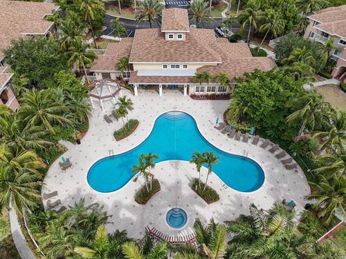 302-6556 Emerald Dunes Dr, West Palm Beach, FL, 33411-2752 | Card Image