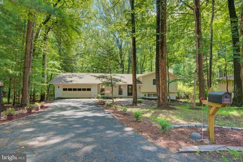 11621 Sourwood Ln, RESTON, VA, 20191-3011 | Card Image