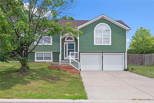 1206 Birch Dr, Greenwood, MO, 64034-9214 | Card Image