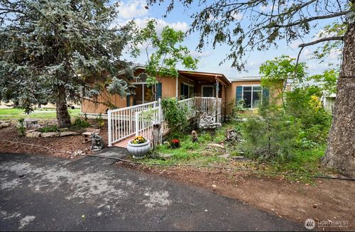 284 Ne 18.8 Road, Soap Lake, WA, 98851 | Card Image