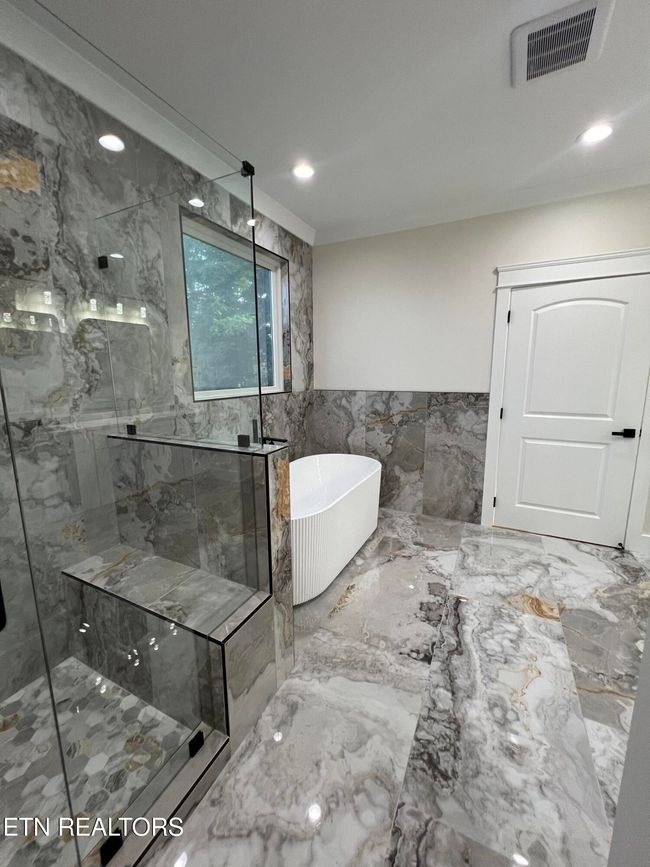 257 Gadusi Way, House other with 3 bedrooms, 3 bathrooms and null parking in Loudon TN | Image 31