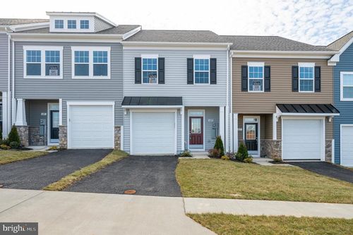 613 Detroit Sq, MARTINSBURG, WV, 25403-8319 | Card Image