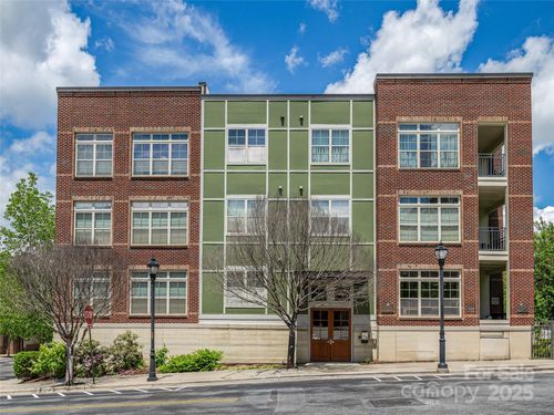 107-5 Farleigh St, Asheville, NC, 28803-4503 | Card Image