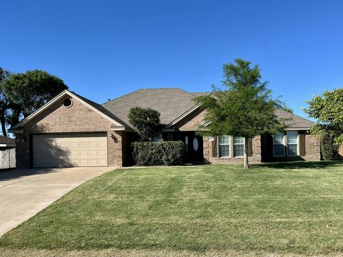 1415 Ebeling Dr, Plainview, TX, 79072-9235 | Card Image