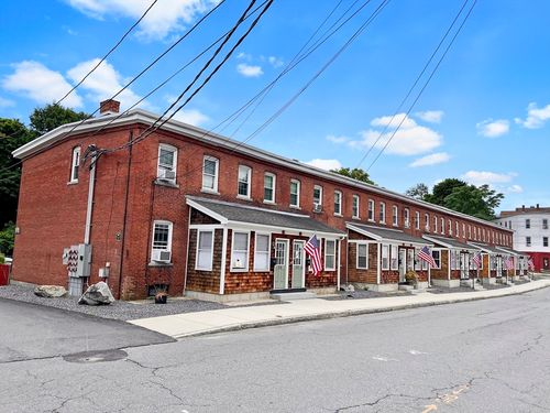 64-64 Grove St, Clinton, MA, 01510-3604 | Card Image