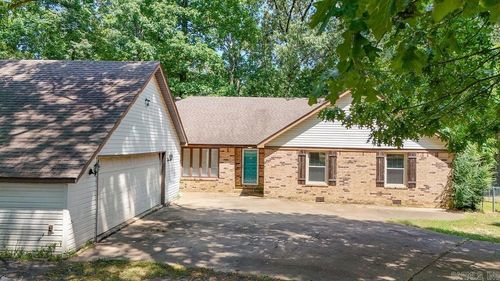 3012 Oakridge Dr, Jonesboro, AR, 72405-8213 | Card Image