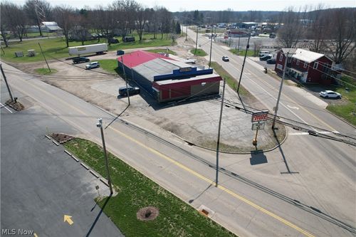 6792 Tallmadge Rd, Rootstown, OH, 44272-9721 | Card Image