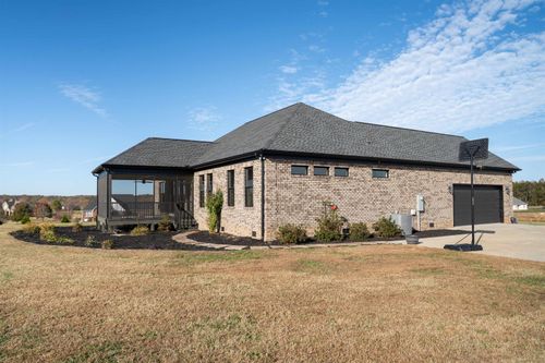 245 Thorncrest Dr, Pauline, SC, 29374-1626 | Card Image