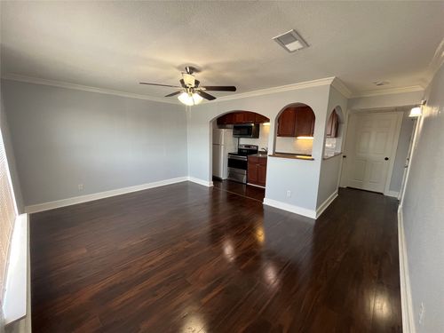 apt-203-2518 N Fitzhugh Ave, Dallas, TX, 75204-3305 | Card Image