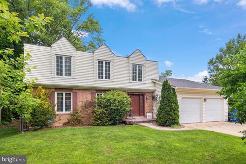 8916 Arley Dr, SPRINGFIELD, VA, 22153-1505 | Card Image