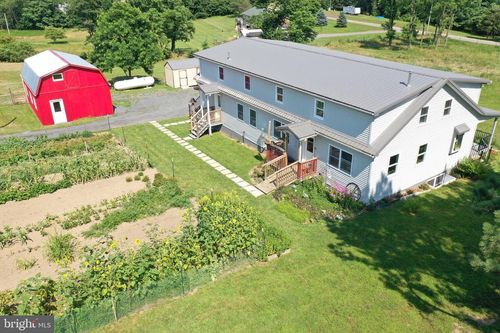 18 Silver Fern Pl, POINTS, WV, 25437-9593 | Card Image