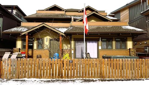 1-1406 2 Ave, Canmore, AB, T1W1M9 | Card Image