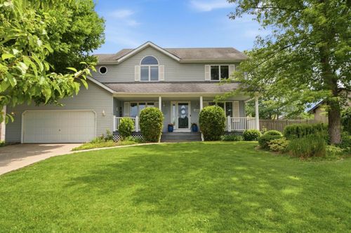 10031 Northcote Ct, Saint John, IN, 46373 | Card Image