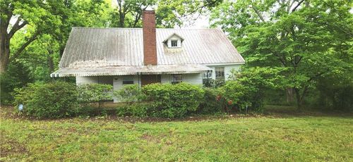 4951 Swinging Bridge Rd, Conover, NC, 28613-8430 | Card Image