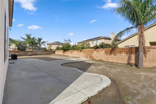 6920 Channel Ct, Eastvale, CA, 91752-4300 | Card Image
