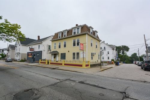 534 Lonsdale Ave, Central Falls, RI, 02863-2408 | Card Image