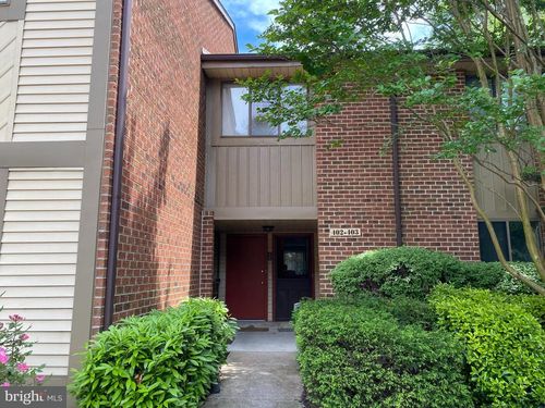 402 Cypress Point Cir, MOUNT LAUREL, NJ, 08054-2741 | Card Image