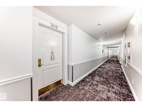302-13450 114 Ave Nw, Edmonton, AB, T5M4C4 | Card Image