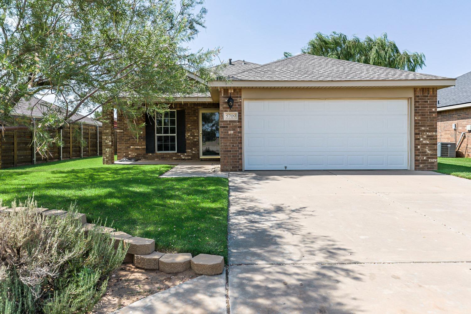 106th St, Lubbock, TX 79424