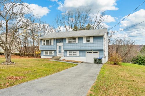 14 Pine Hill Rd, Monroe, NY, 10950-2113 | Card Image