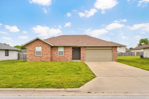 5551 W David St, Springfield, MO, 65802-5958 | Card Image