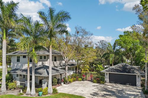 207 23rd St W, BRADENTON, FL, 34205-5425 | Card Image