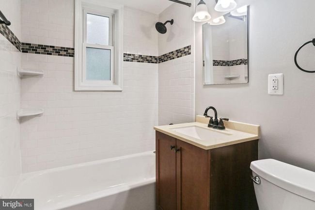 APT-1 - 1410 N Quinn St, Condo with 2 bedrooms, 1 bathrooms and null parking in ARLINGTON VA | Image 9