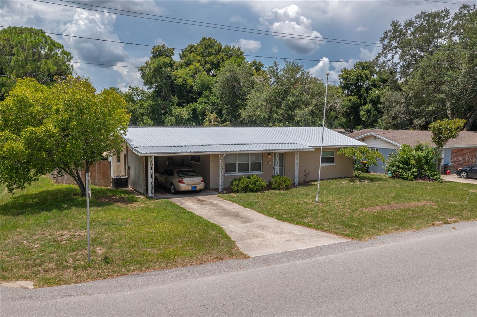 Hawthorne Rd, Winter Haven, FL 33884