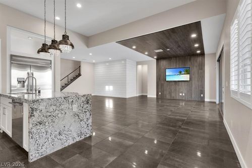 12374 Skyracer Dr, Las Vegas, NV, 89138-4695 | Card Image