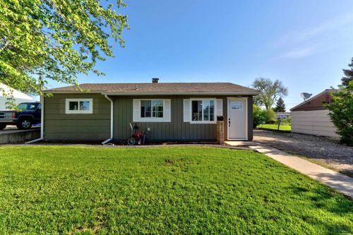 426 E Oakland St, Rapid City, SD, 57701-7204 | Card Image