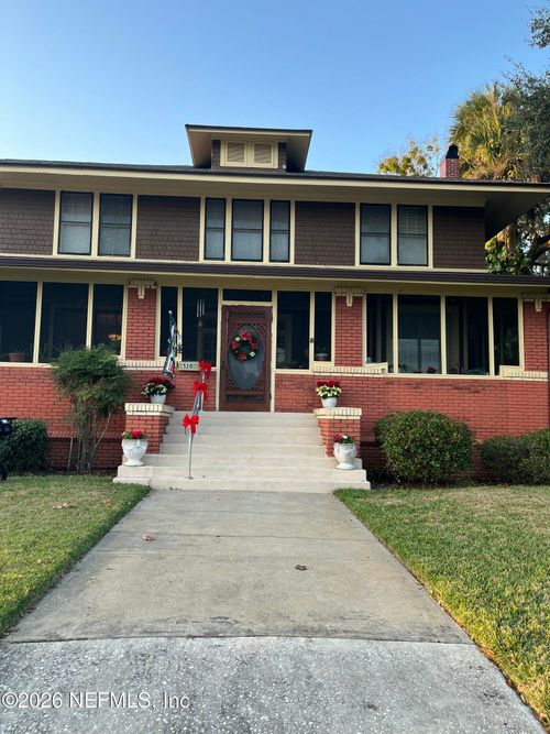 520 River St, Palatka, FL, 32177-5233 | Card Image