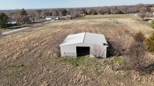 000 Private Road 2274, Seligman, MO, 65745 | Card Image