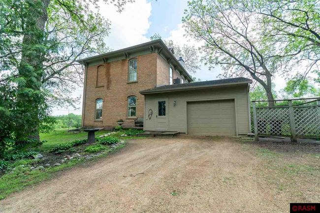 104 N 8 Th St, House other with 4 bedrooms, 5 bathrooms and null parking in Henderson MN | Image 49