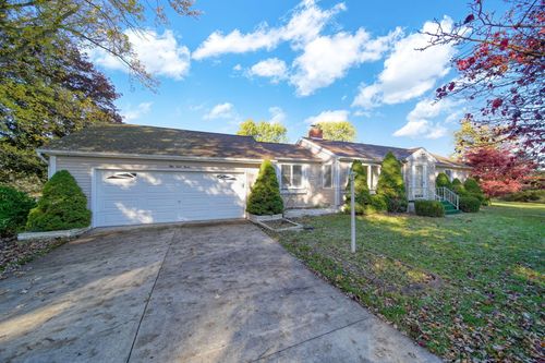 5890 Wolf Lake Rd, Grass Lake, MI, 49240-9662 | Card Image