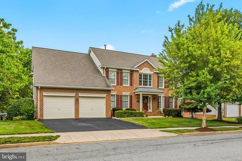 2214 W Greenleaf Dr, FREDERICK, MD, 21702-2625 | Card Image