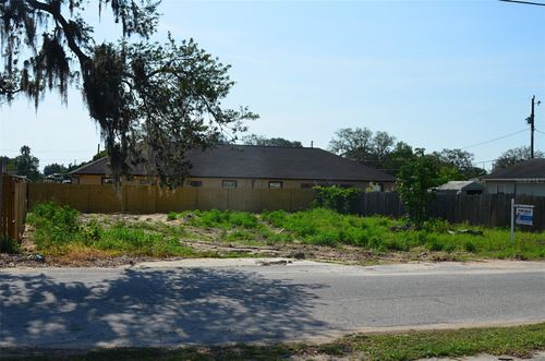 1105 Martin St, HAINES CITY, FL, 33844-8539 | Card Image