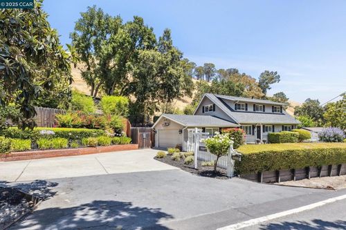 1600 Springbrook Rd, Walnut Creek, CA, 94597-3447 | Card Image