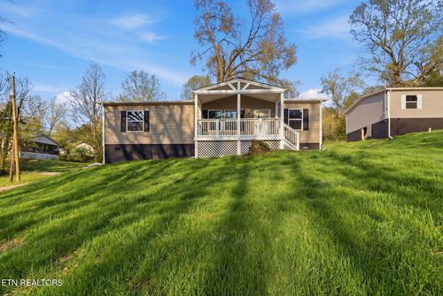 1144 Valley Drive, Knoxville, TN, 37920 | Card Image