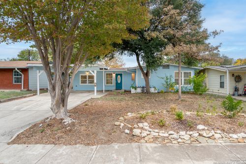 239 Craigmont Ln, San Antonio, TX, 78213-3818 | Card Image