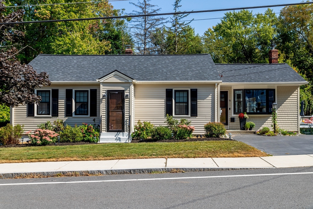 Arlington St, Leominster, MA 01453