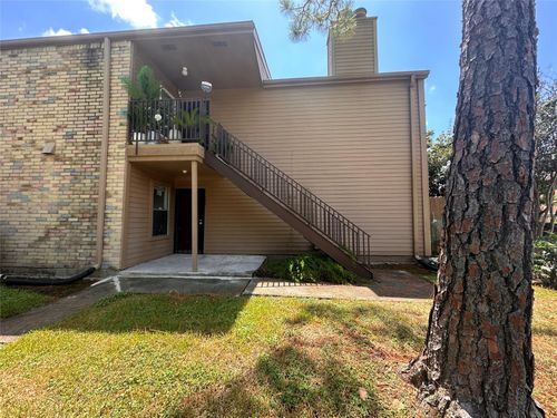unit-102-10555 Turtlewood Ct, Houston, TX, 77072-2723 | Card Image