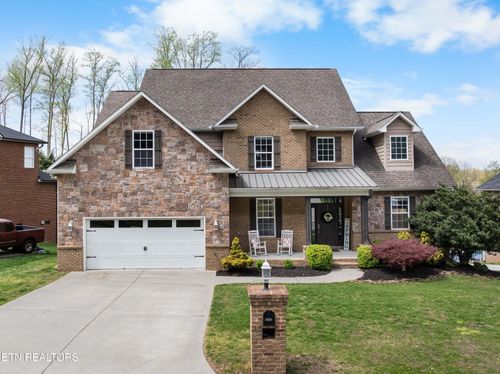 1451 Branch Field Ln, Knoxville, TN, 37918-8802 | Card Image
