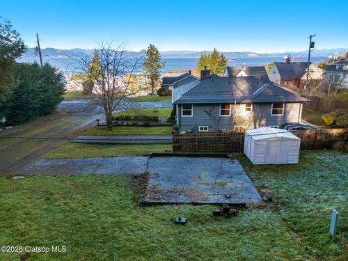836 33rd Street, Astoria, OR, 97103 | Card Image
