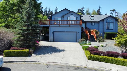 710 Sw Echo Loop, Oak Harbor, WA, 98277 | Card Image