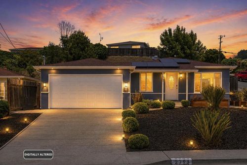 2793 Ruff Ct, Pinole, CA, 94564-1431 | Card Image